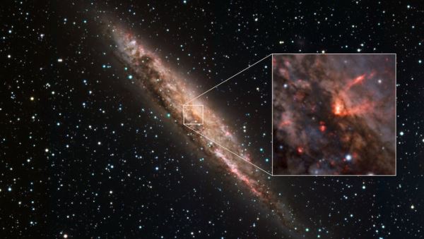 Черная дыра в галактике NGC 4945 крупным планом