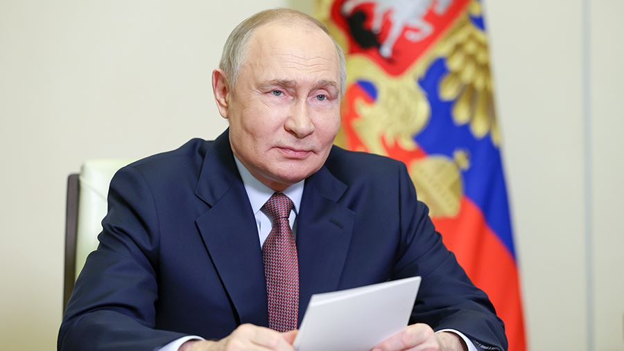 Путин поздравил и поблагодарил бойцов ВС РФ за полный разгром ВСУ в Курской области