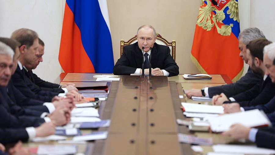 Путин указал на колоссальные возможности применения ИИ в военном деле