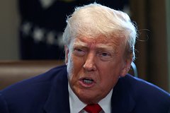 В США заявили о возможном введении Трампом вторичных санкций против России