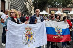 Сотни человек приняли участие в акции «Бессмертный полк» в европейской столице
